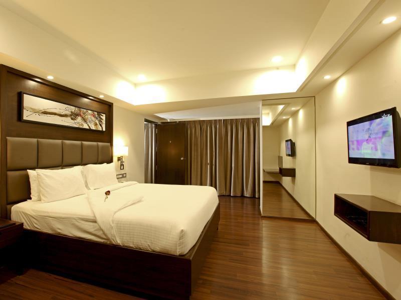 Goutham Grand Hotel - Tenali Vijayawāda Buitenkant foto